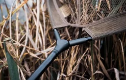 Trakker Defy Kescher -Trakker Geschaft defy landing net ls02 2