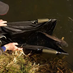 Trakker Sanctuary V2, Rückhalte- & Wiegeschlinge -Trakker Geschaft trakker sanctuary retention sling v2 5